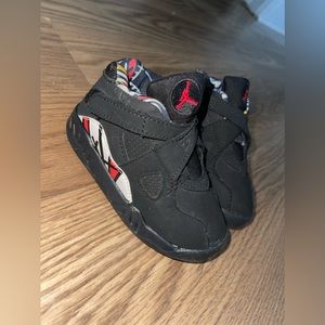 2023 Jordan 8 Retro Playoffs Black/True Red-White